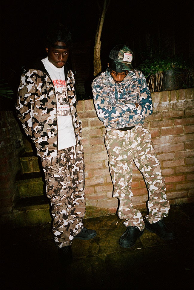 True religion shop camo joggers