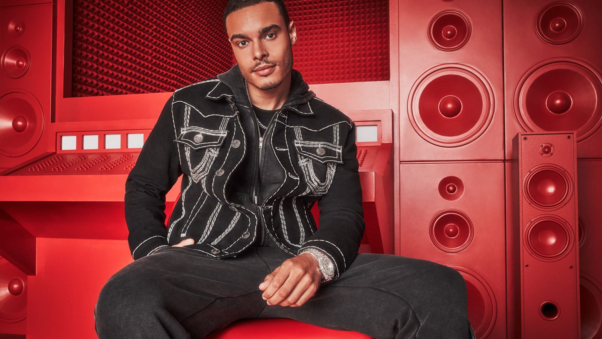 Classic Fits and Styles: Men's Jackets